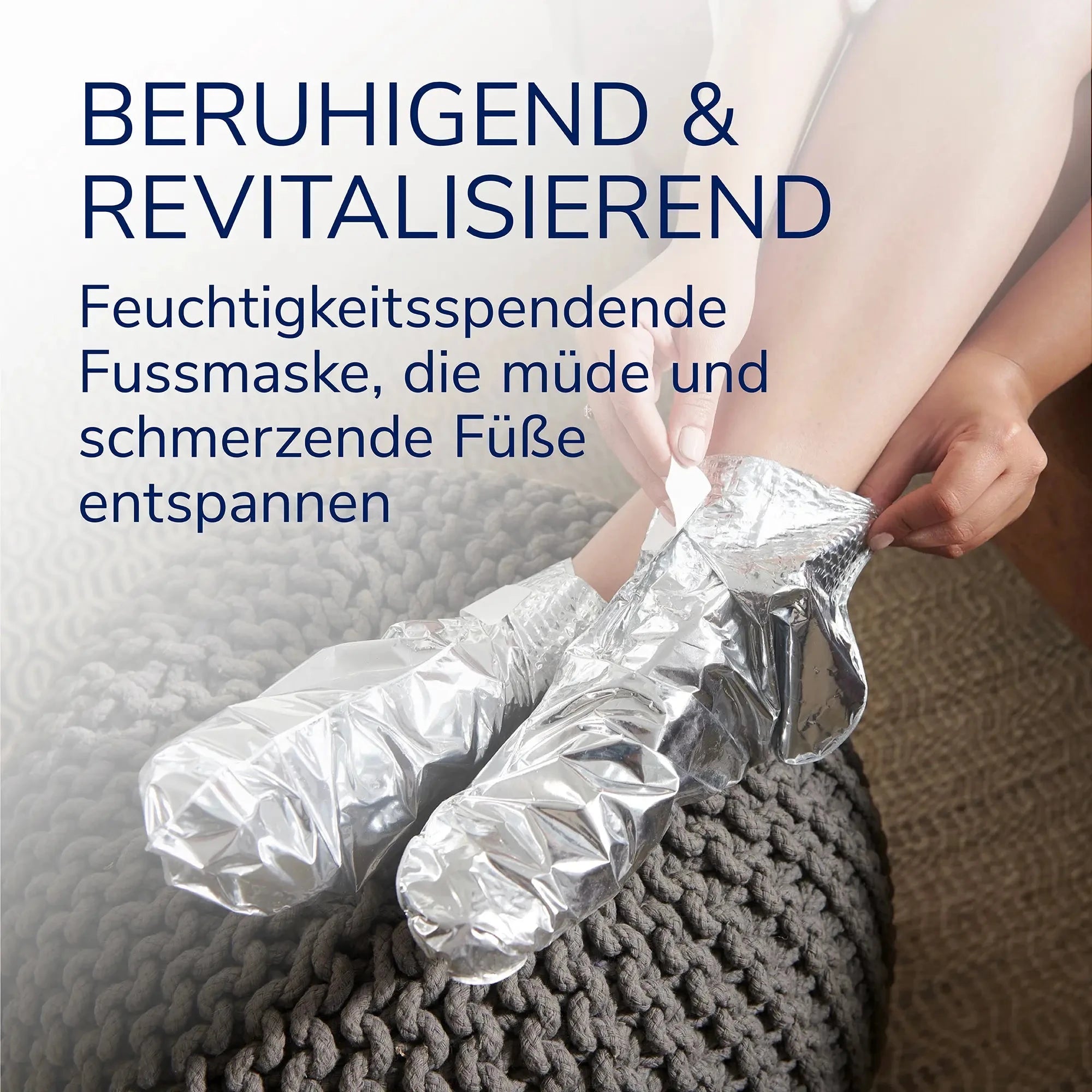 dr-scholl-s-beruhigende-revitalisierende-fu-maske-selbsterw-rmende-socken image 2